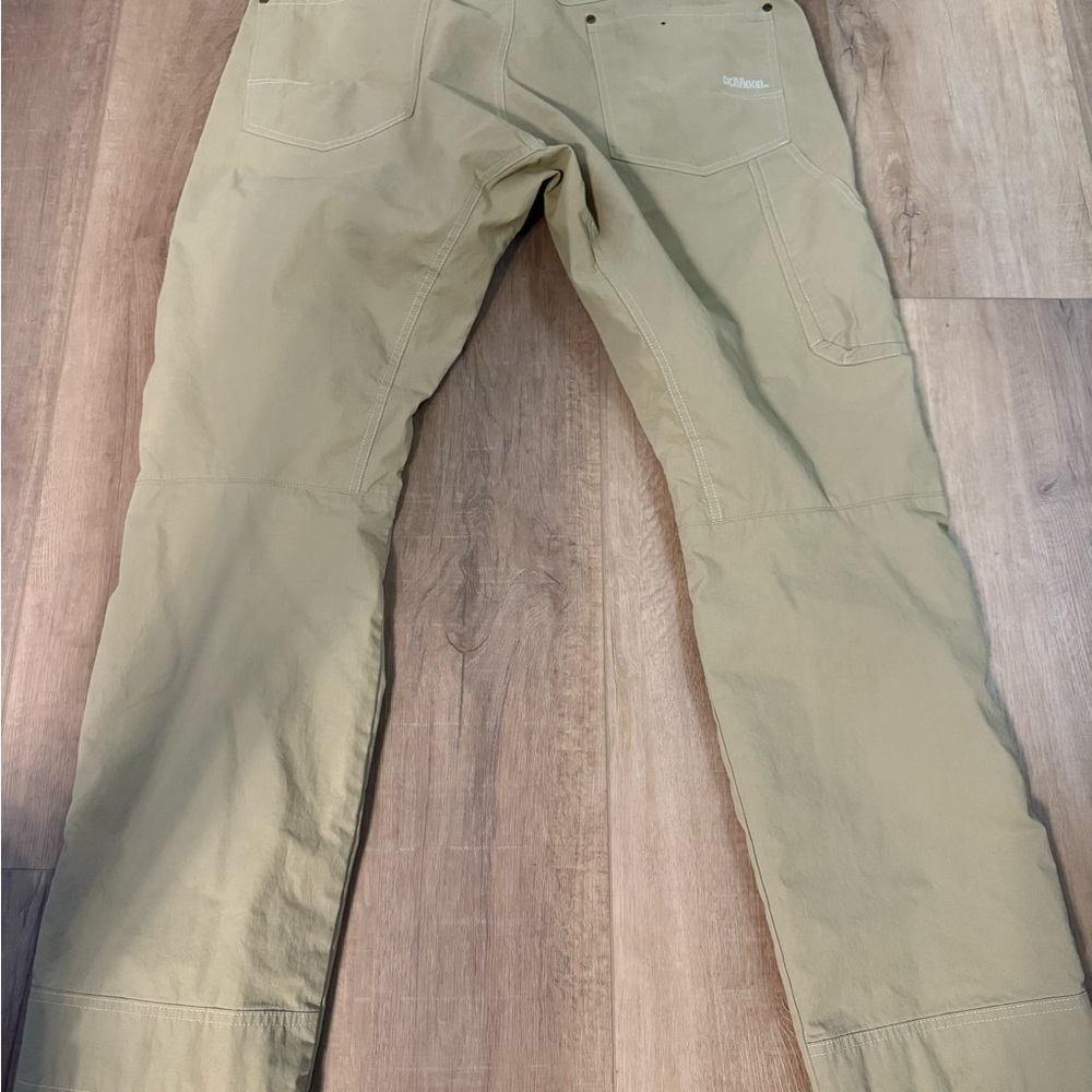 KUHL Revolvr Lean Men’s Tan hiking casual tan pants size 40x32 - Picture 7 of 9